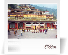 deccan-travels-corporation-sikkim-temple-nashik